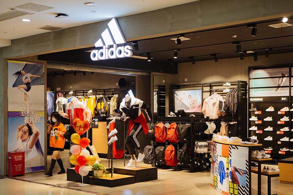 阿迪为何会走下神坛,阿迪走向平庸了吗