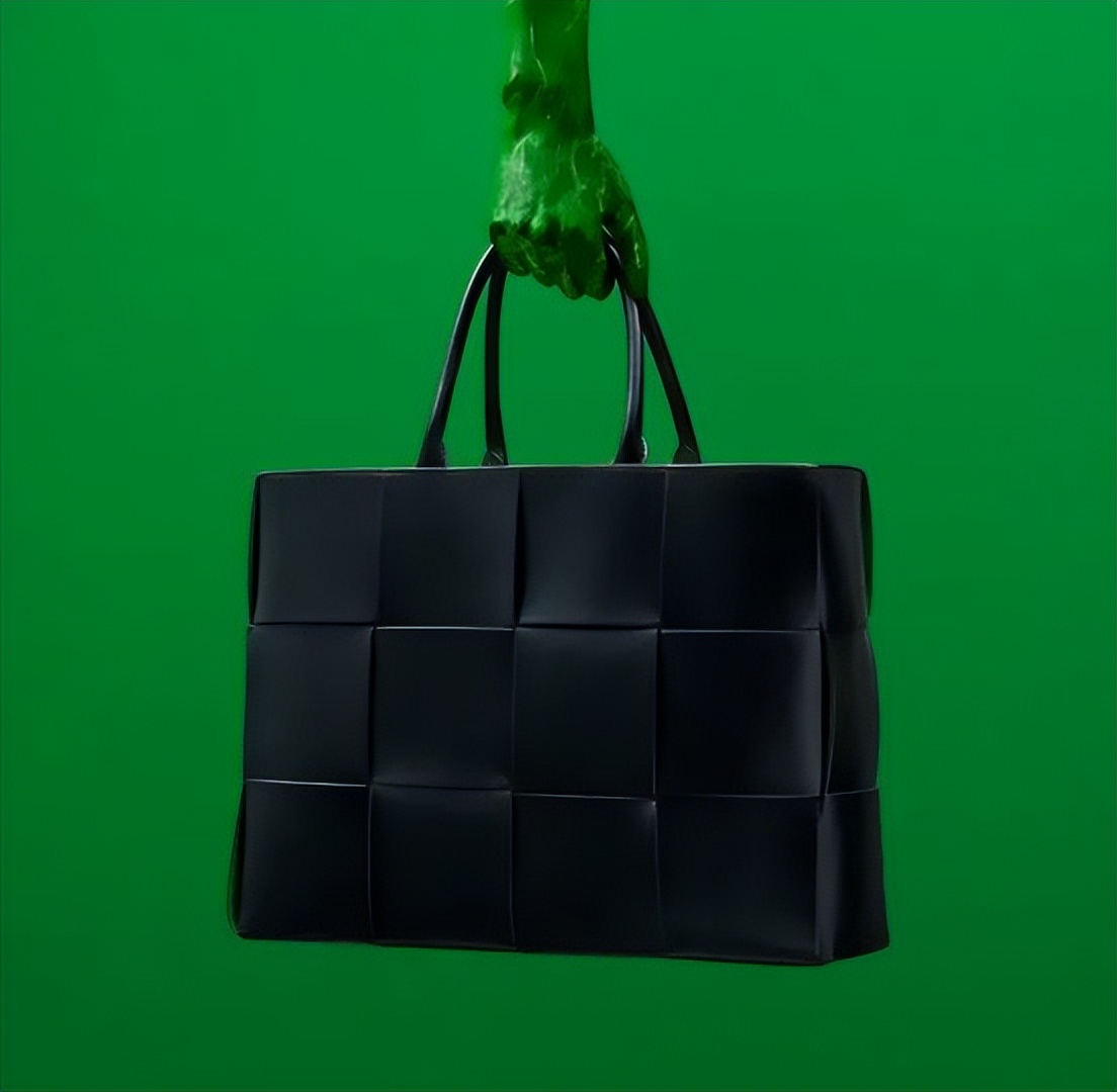 今天为高颜值大包举大旗