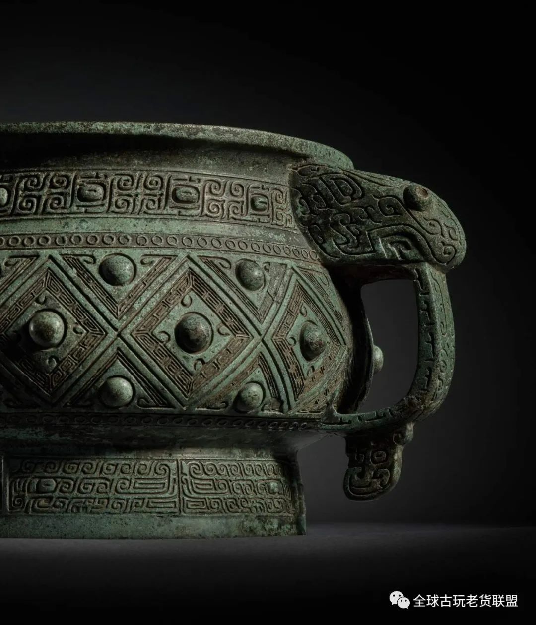 一言九鼎大名鼎鼎的意思,一言九鼎大名鼎鼎是什么意思