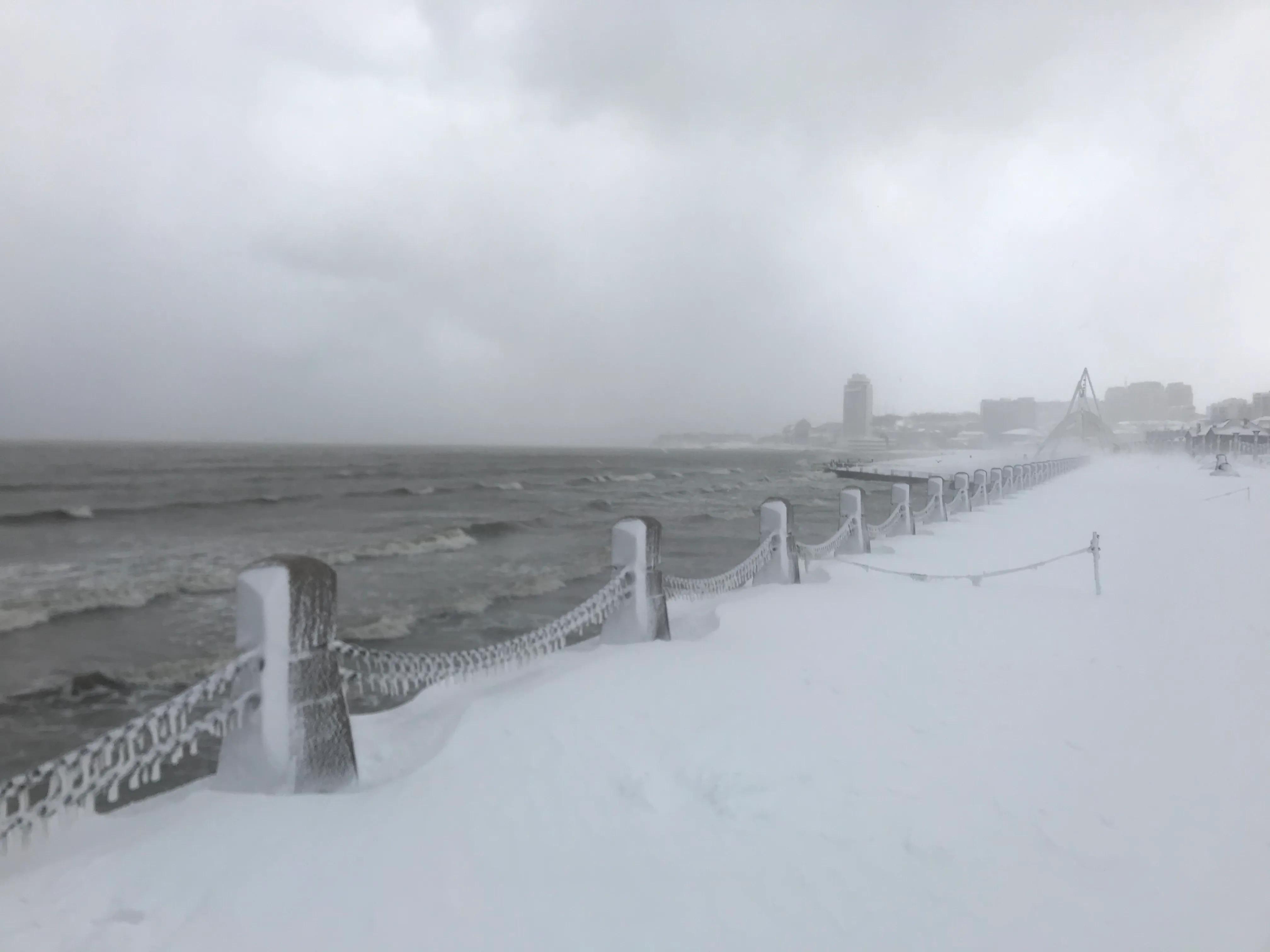 烟台的海水清澈吗,烟台的海和威海的海哪个好