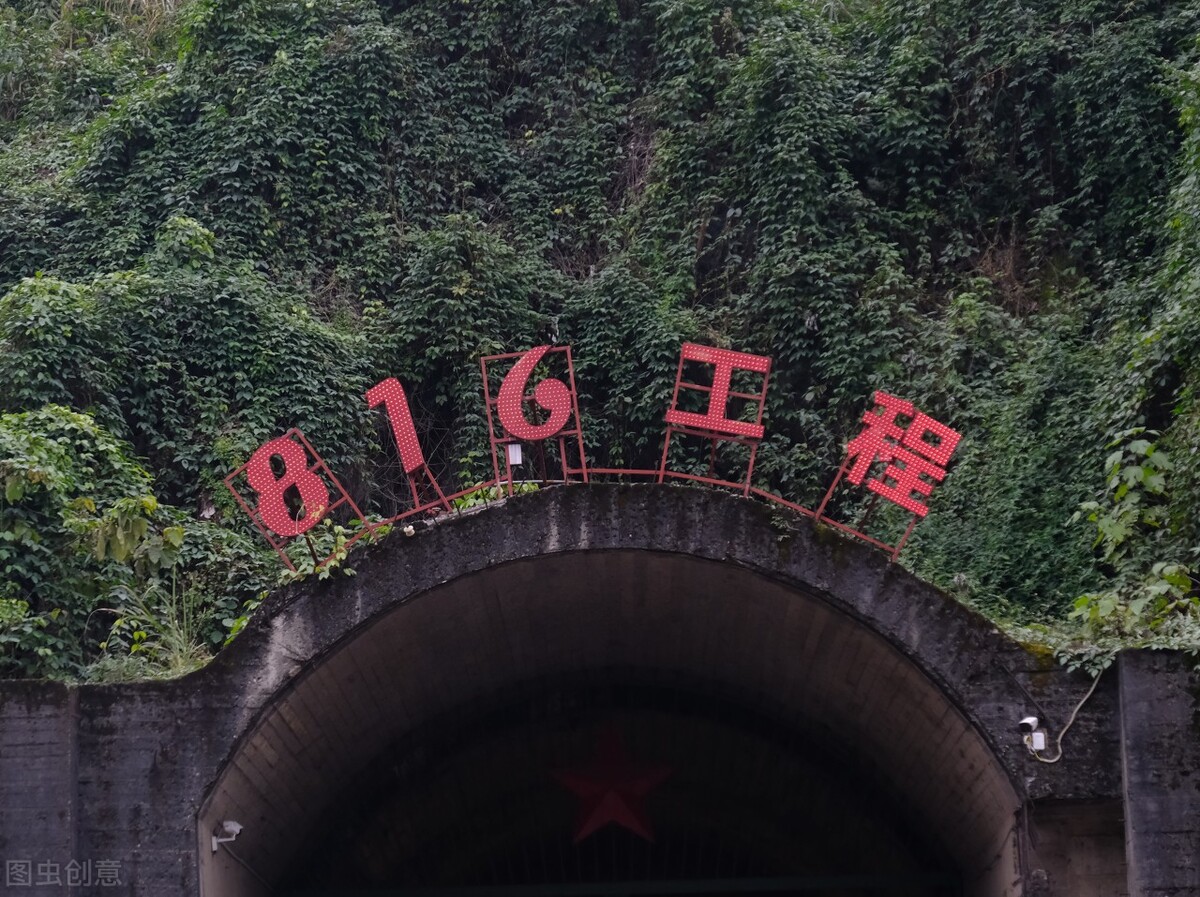 上海至重庆游轮哪个最好,重庆到上海十五天游轮价格表