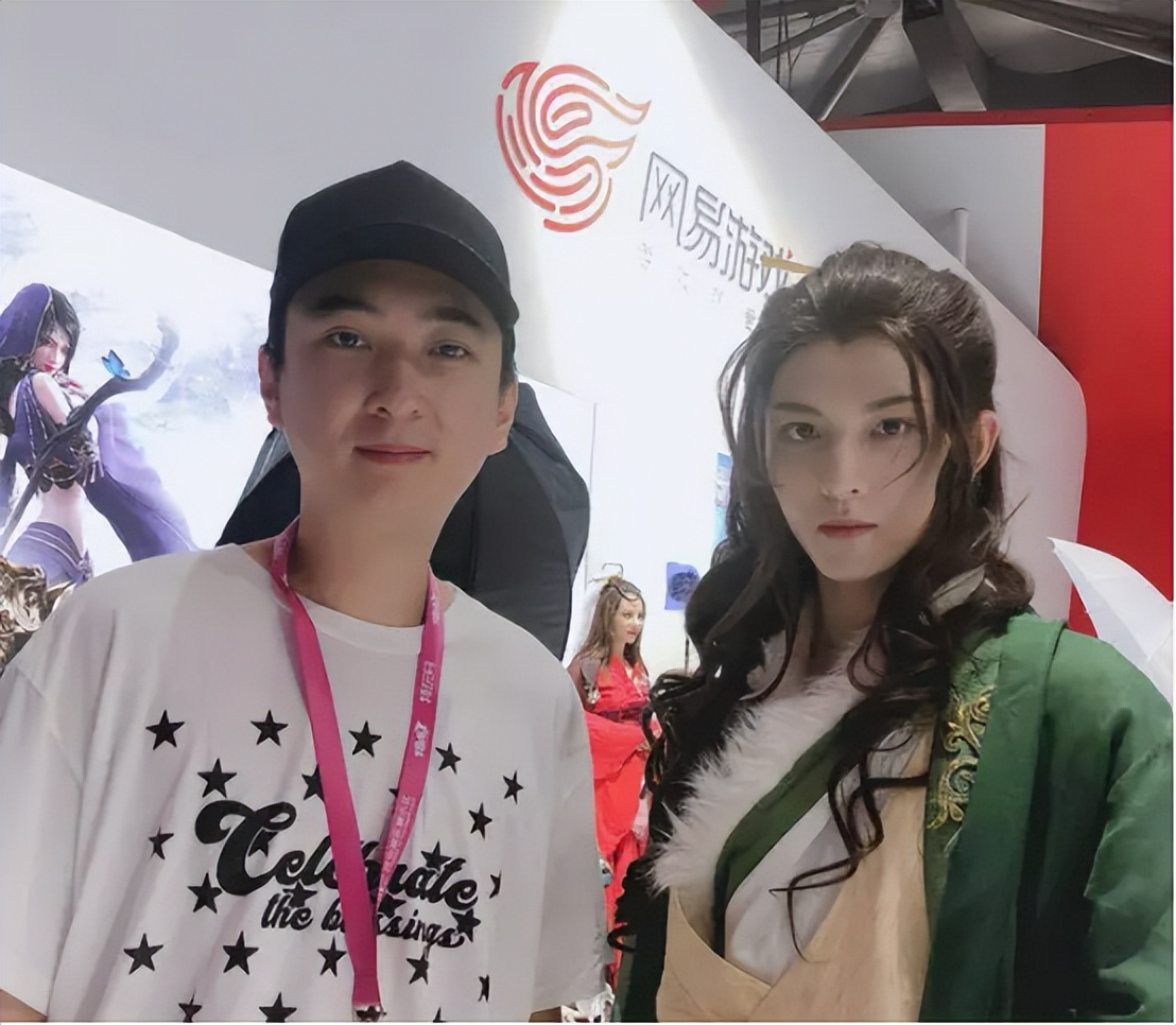 逆水寒魔兽怀旧服什么职业打本好,逆水寒魔兽服月卡划算吗