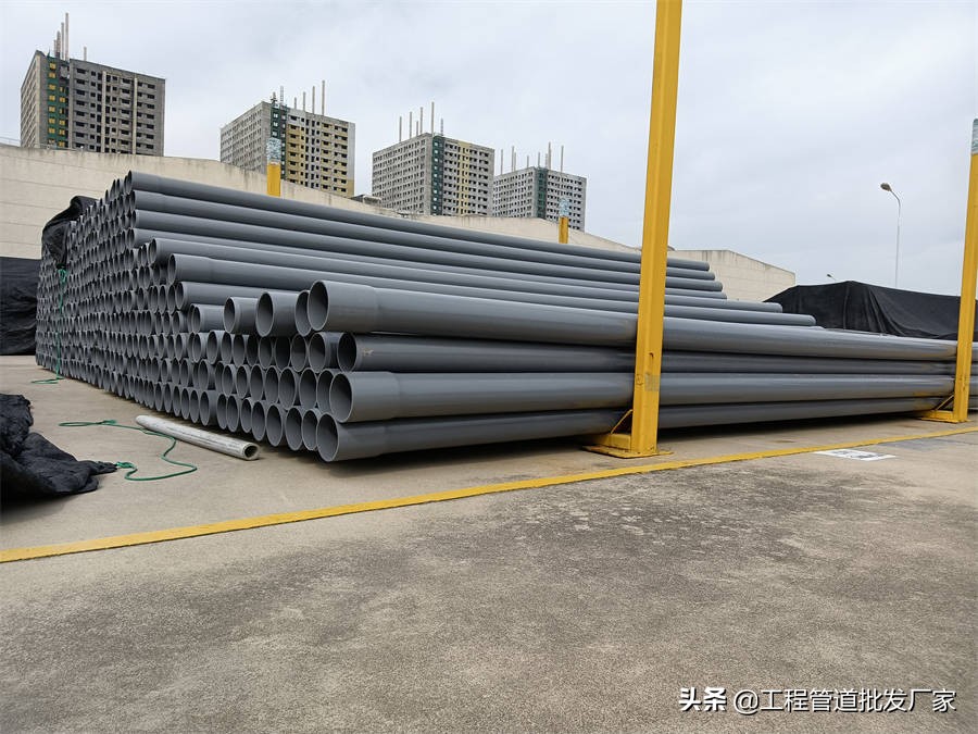 pe管热熔焊接电压20v和电流是多少,pe管热熔焊接时的压力是怎么弄的