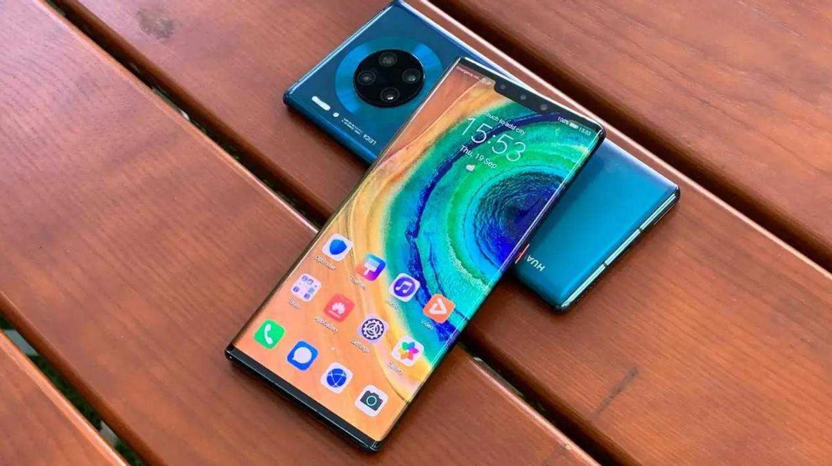 华为旗舰手机4月起升级鸿蒙系统,华为最强千元机搭载鸿蒙系统