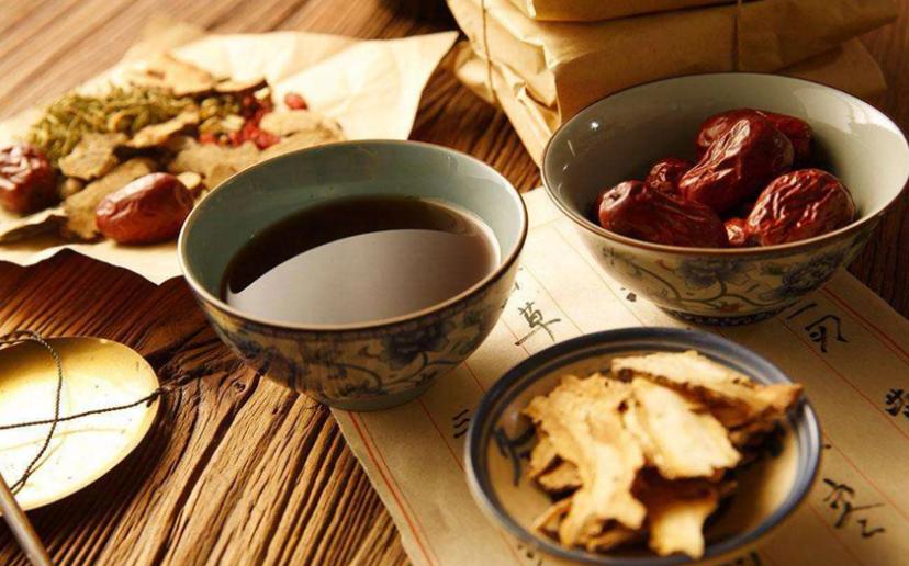 一剂中医名方,祛风除湿,活血化瘀,可治强直,肩胛腰背疼痛