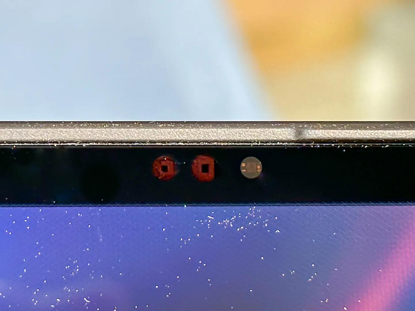 华硕灵耀x双屏pro优缺点2022款,华硕灵耀x双屏pro对比冰刃