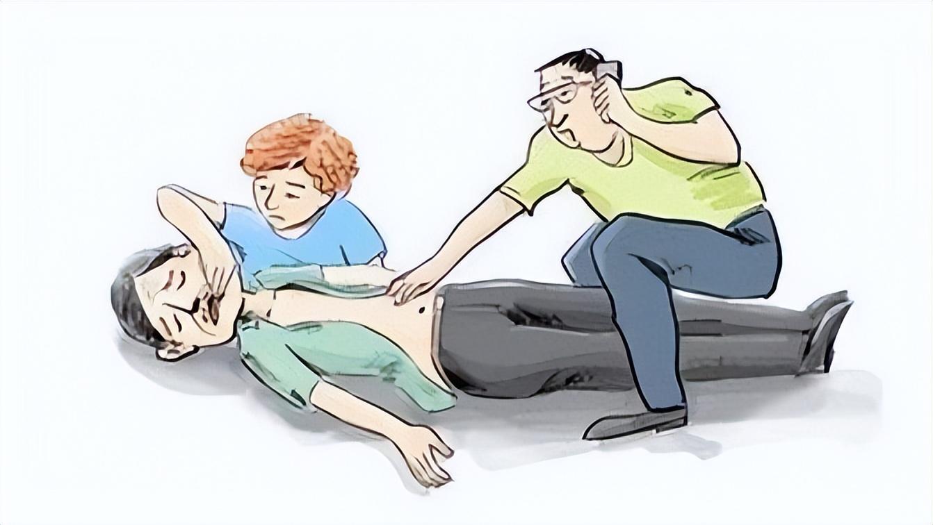 男孩洗澡后昏迷，抢救3小时捡回一条命，夏季谨记洗澡“3不宜”