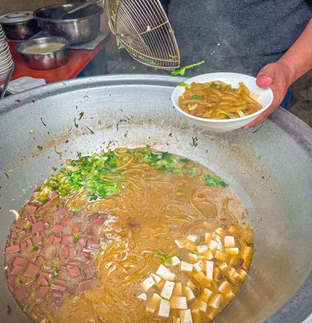 河南的烩菜有一碗一碗烩的吗,好吃地地道道的河南烩菜
