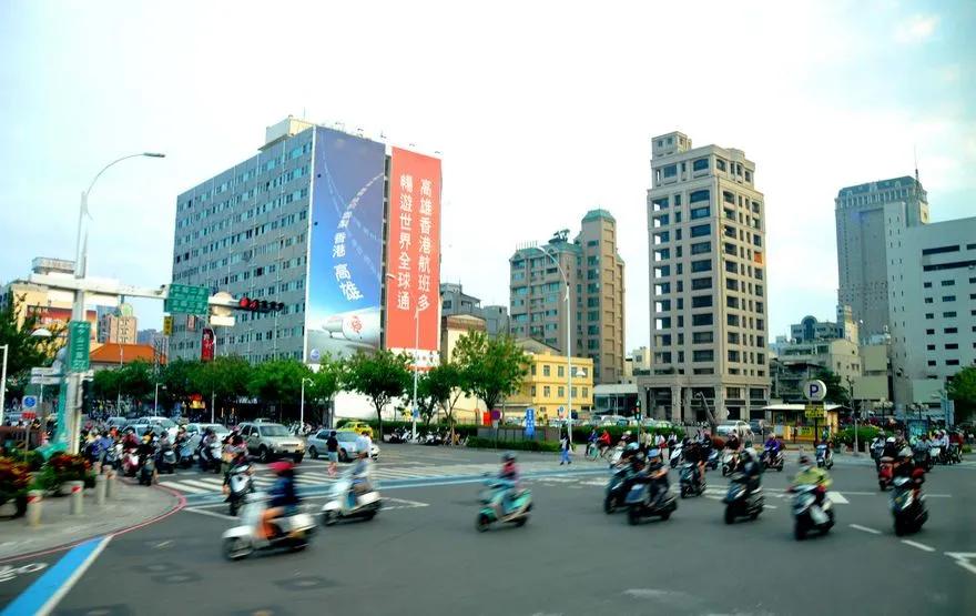 大陆老百姓评价台湾现在的生活,台湾的真实生活水平原来是这样的