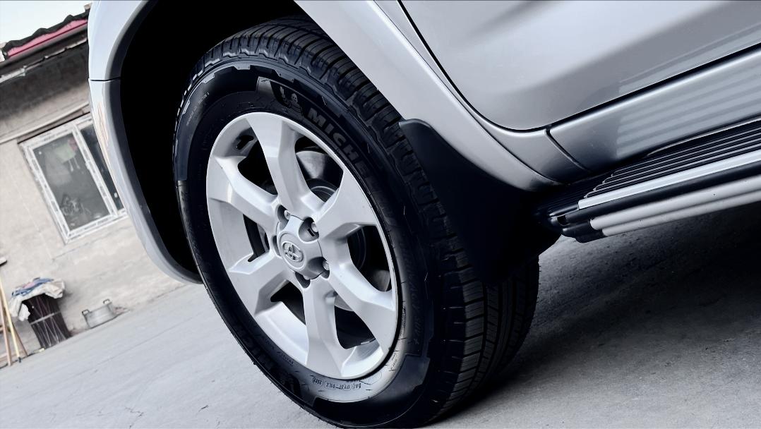 rav4旧款车怎么样,老款rav4翻修