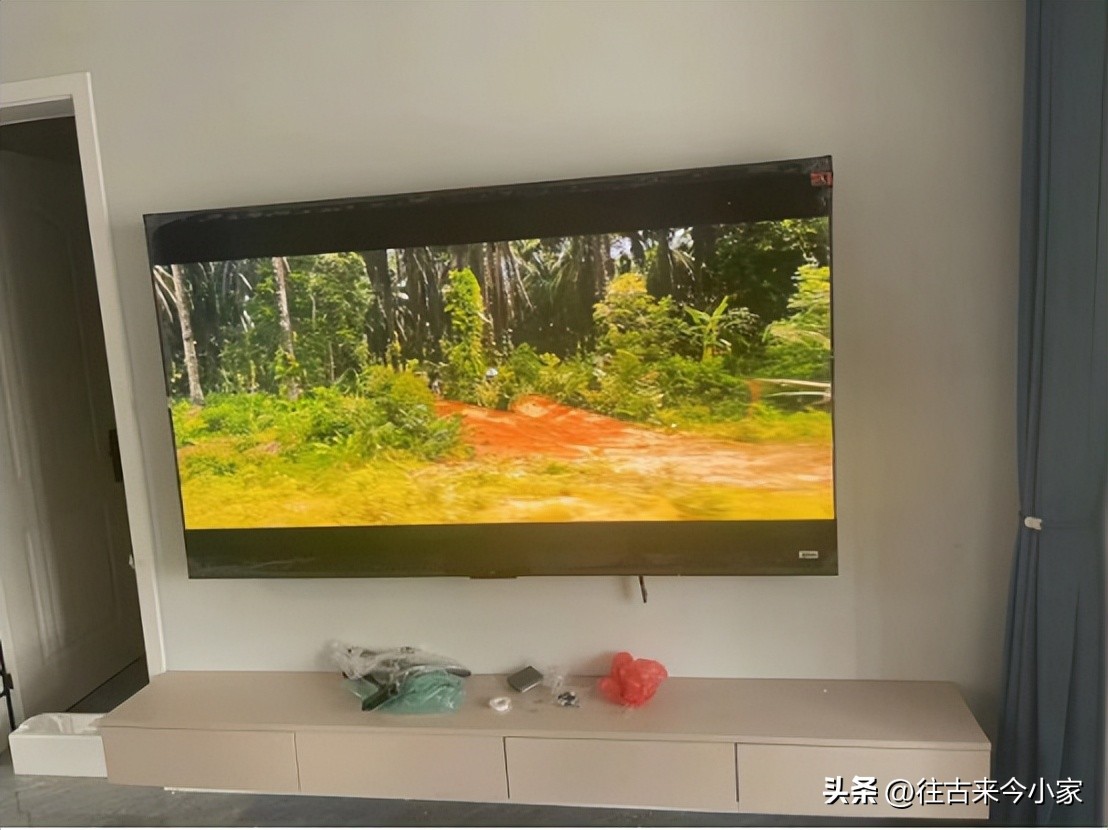 tcl大屏幕投影电视,投影仪和tcl电视