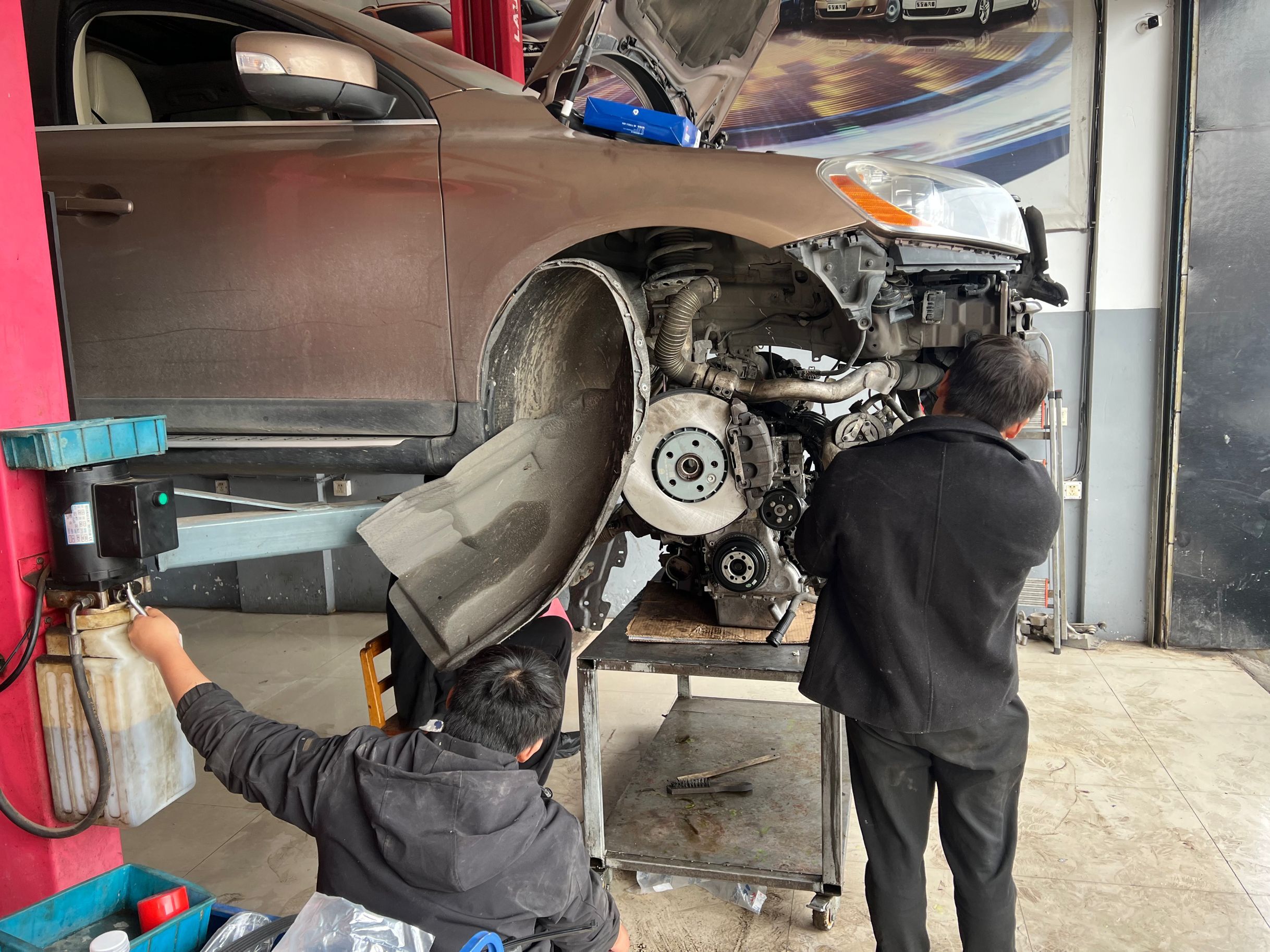 沃尔沃xc60十年老车,最新款沃尔沃xc60烧机油是通病吗