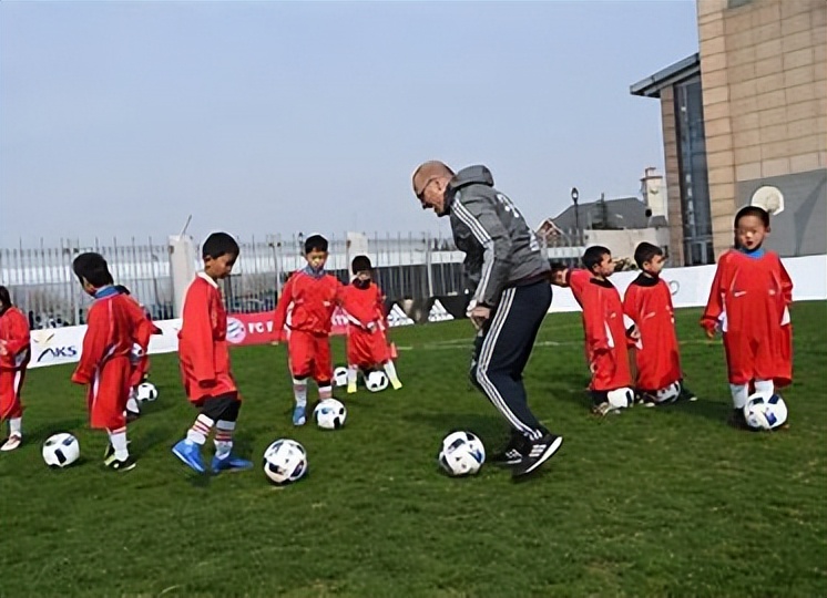 年轻球员值得培养吗,培养潜力年轻球员