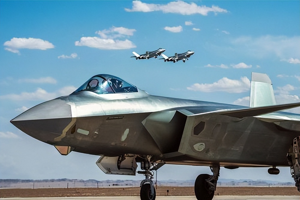 生产一架歼20战斗机要多少天,歼20曝光生产线意味着什么