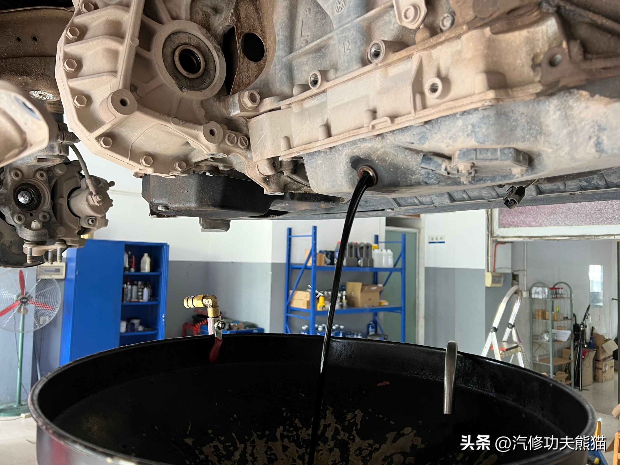 大众途观三百公里烧一升机油,途观3代发动机烧机油