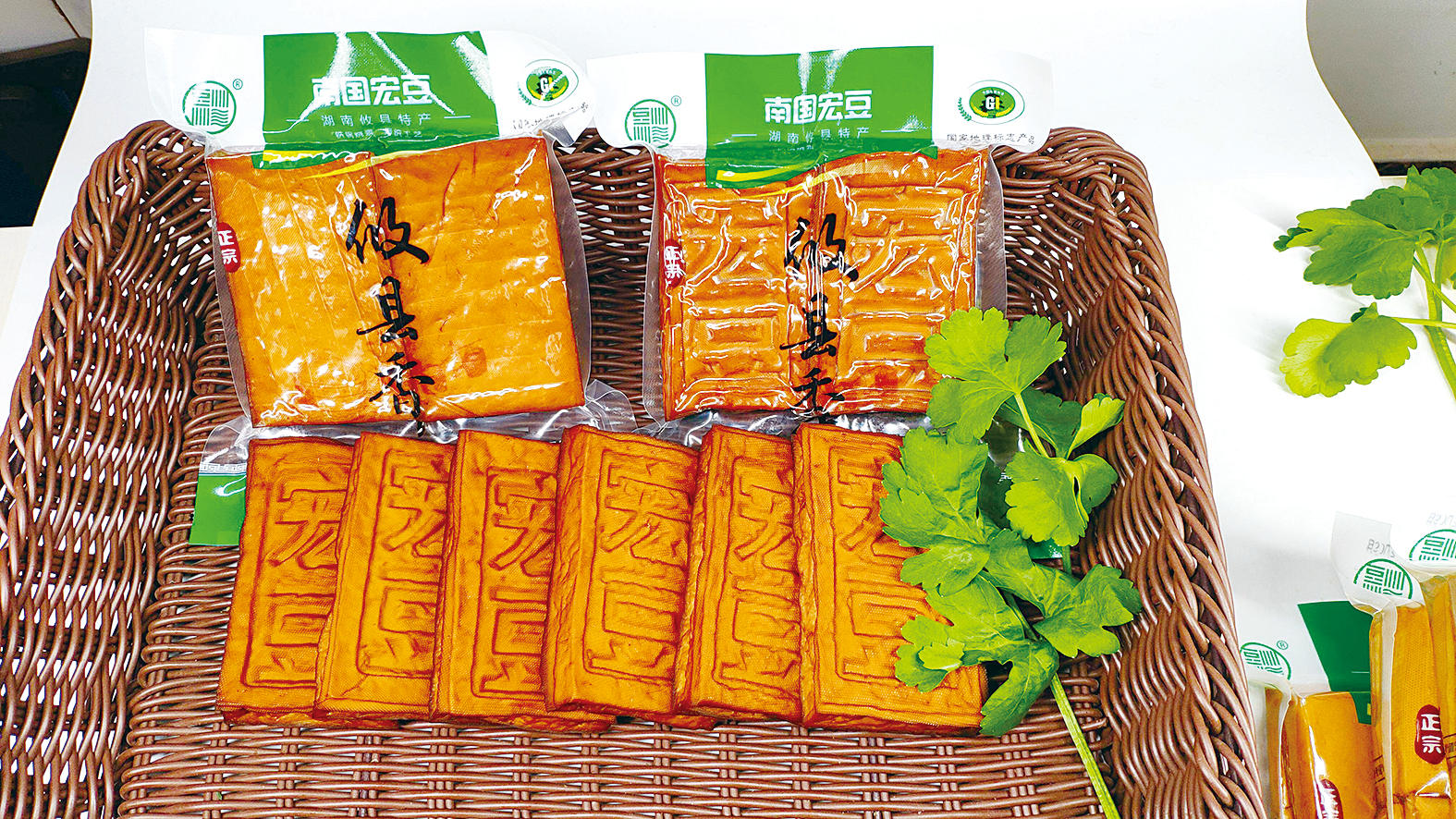 攸县香干比烟熏香干便宜吗,攸县香干的特点