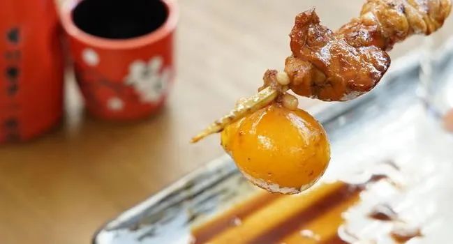 上海探店好吃不贵,探店上海和平饭店一桌子菜