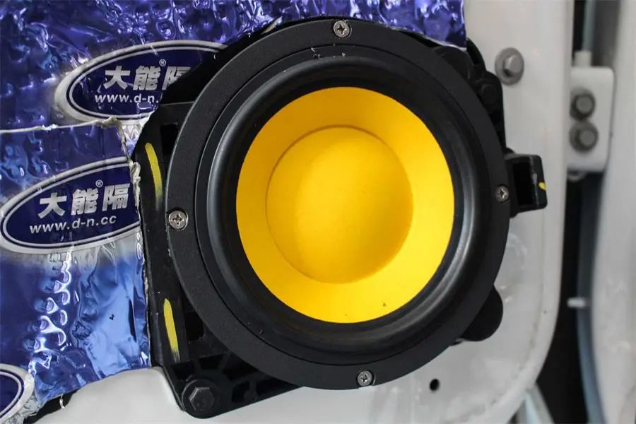 别克gl8哈曼卡顿音响改装,别克gl8尊享改装音响盘锦