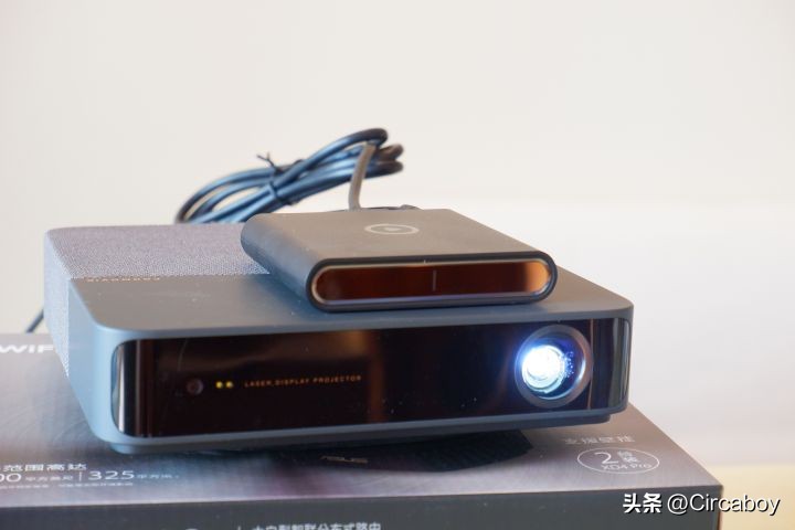 手机就可以投屏,为啥还要买个电视盒子?爱奇艺电视果6使用体验