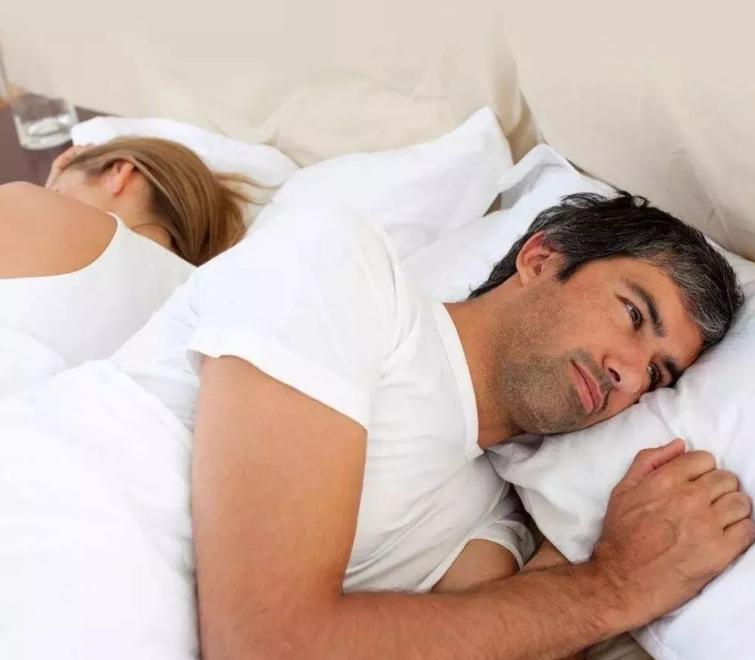 绝经后还能同房吗？坚持到老年，或能收获这3大好处