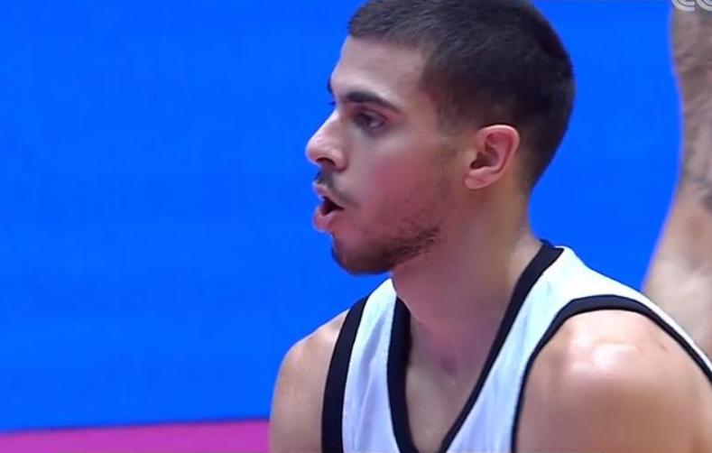 周琦夺冠,15年亚锦赛中国逆转韩国周琦得分