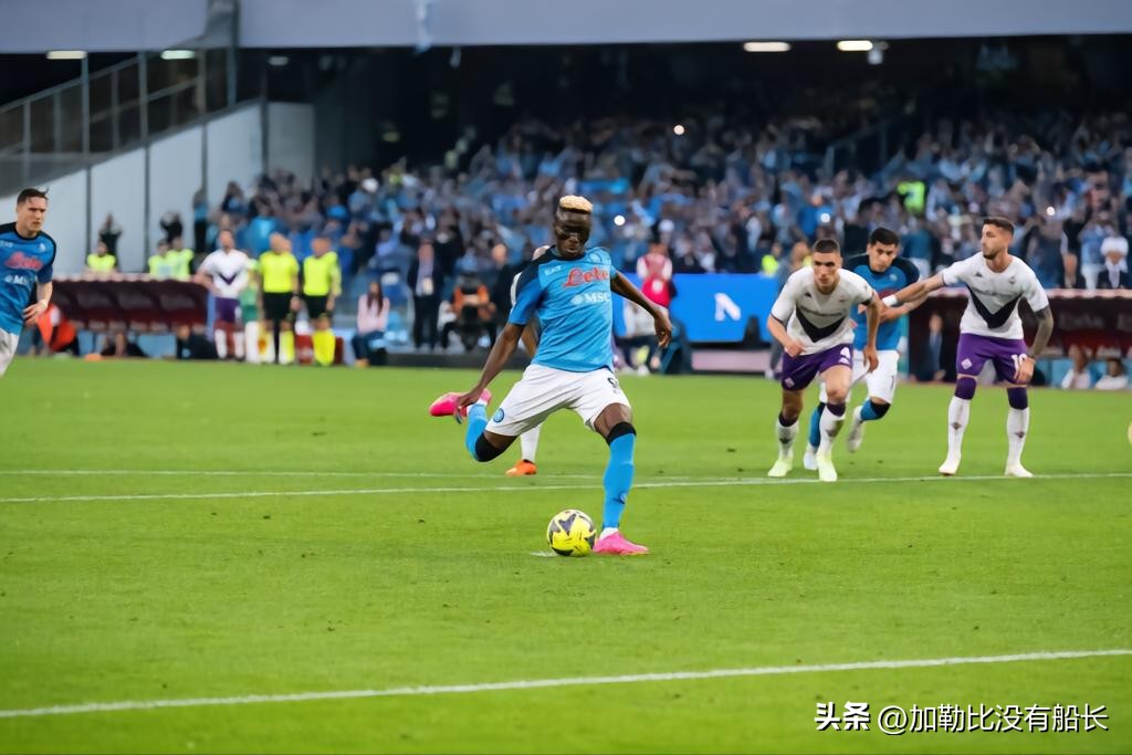 纪念阿根廷传奇马拉多纳,36年阿根廷