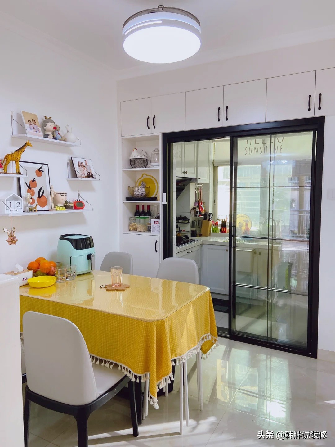 终于搬新家,客厅天花板刷什么乳胶漆好看