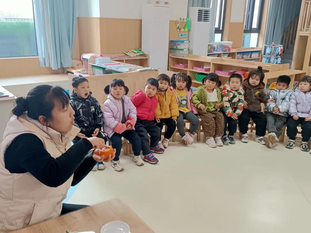 鏆栨殩鐨勫皬妗旂伅鎵嬪伐,娓╂殩鐨勫皬妗旂伅骞煎効鎵嬪伐