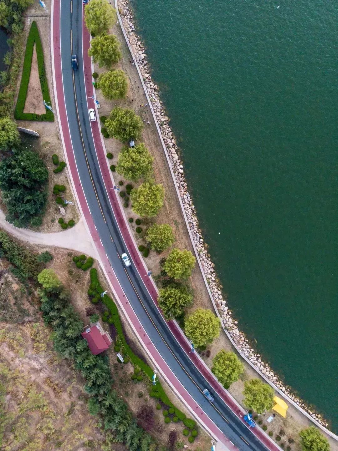 自驾游山东这些公路一定不能错过,自驾山东旅游攻略最全最好的线路