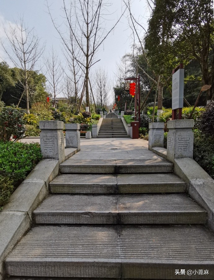 四川眉山彭山有哪些旅游景点,眉山齐山双佛旅游景点推荐