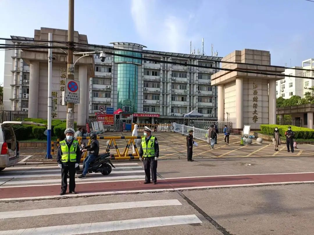 经开区学生复课,做足功课全力以赴完成保供任务