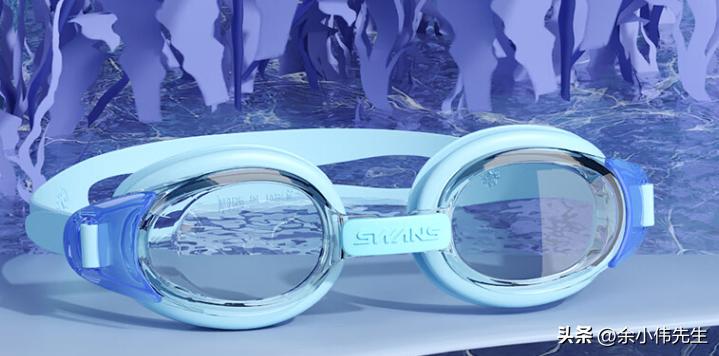 游泳戴近视泳镜好还是平光泳镜好,李宁近视泳镜和361近视泳镜哪款好