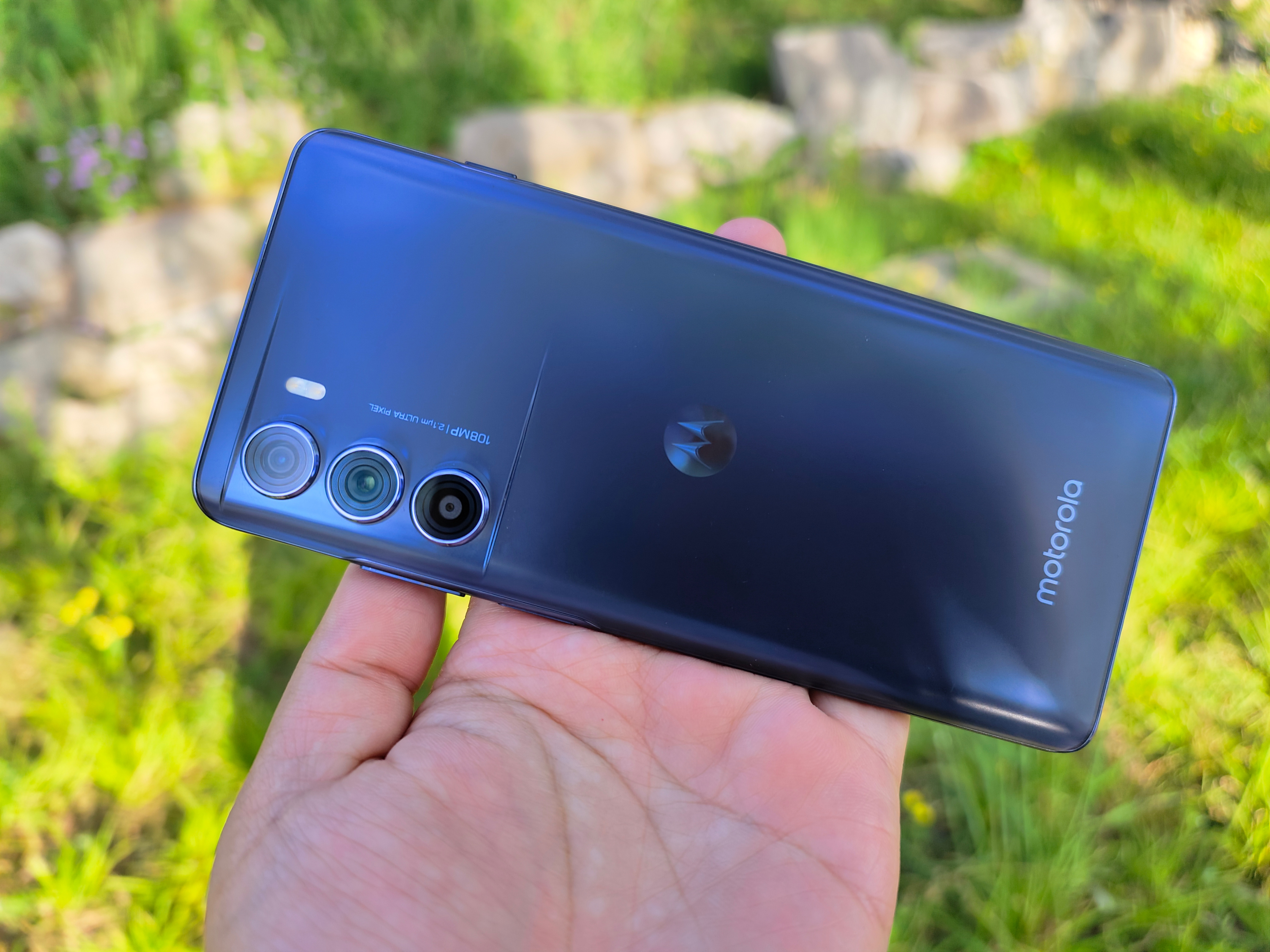 motoedges30手机,motoedges30值得入手吗