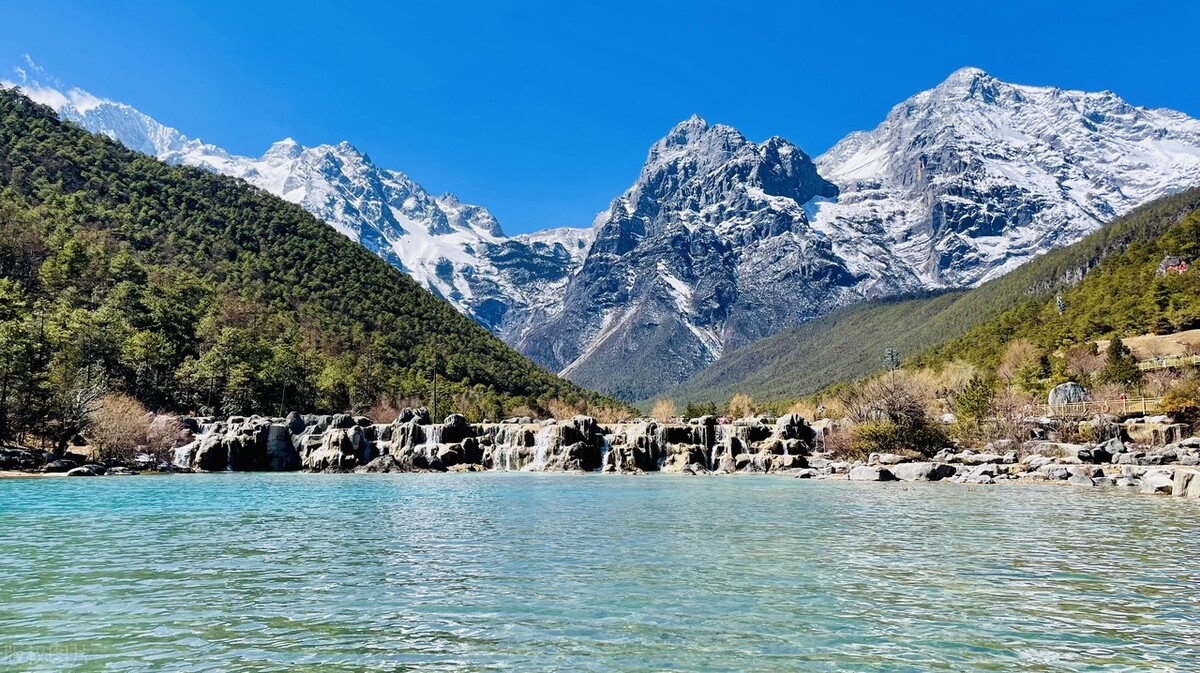 去云南旅游注意事项或建议有哪些,去云南旅游有哪些注意事项和要点
