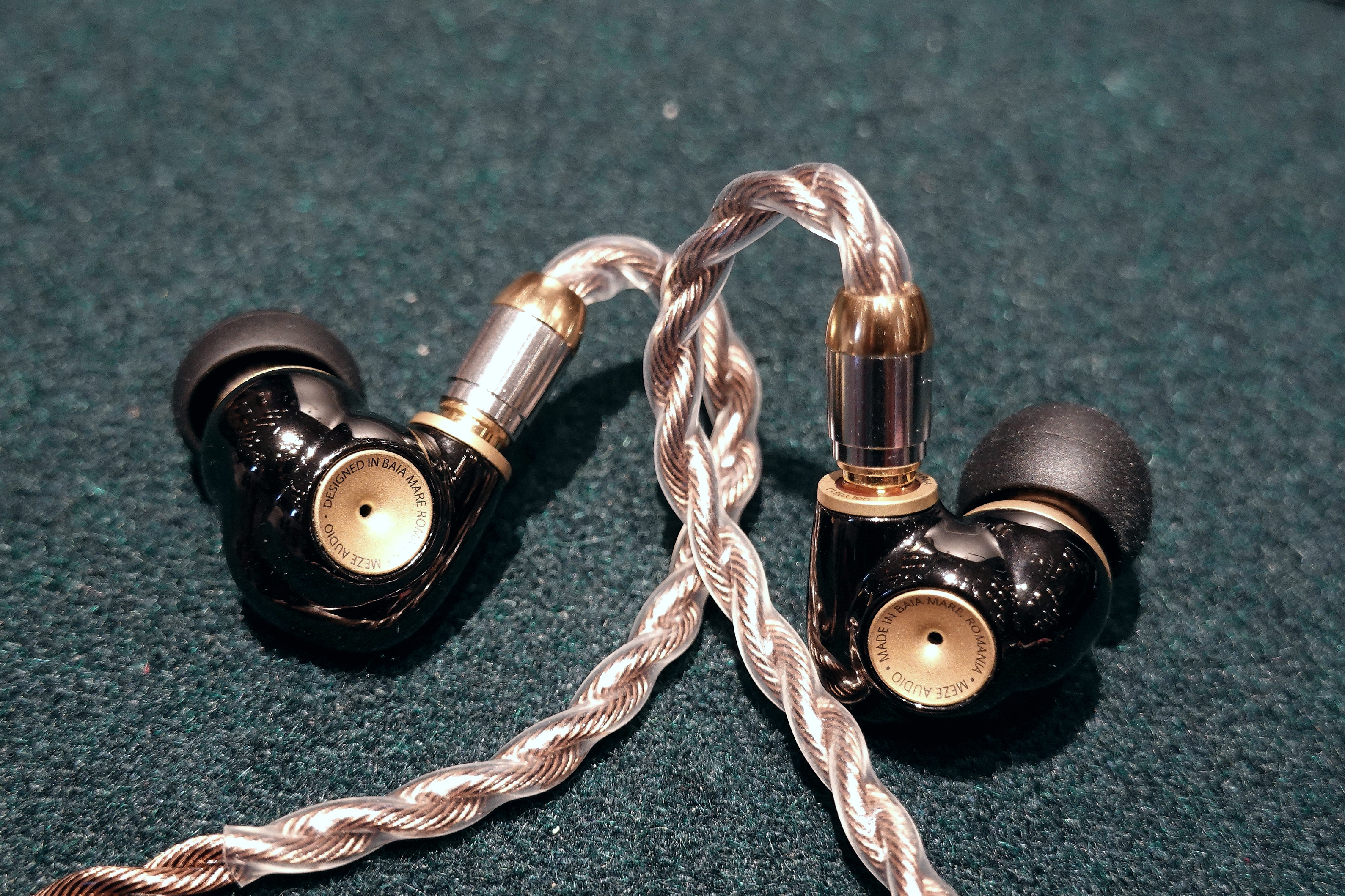 「耳边前线」炎炎烈日下的视听盛宴—首届西安国际耳机展新品回顾