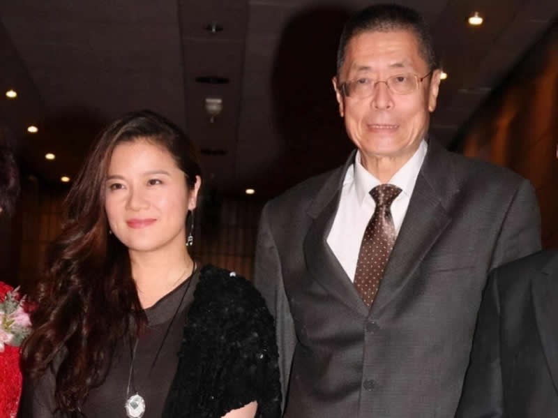 国宝级钢琴家刘诗昆现任老婆,钢琴家刘诗昆最近婚姻状况