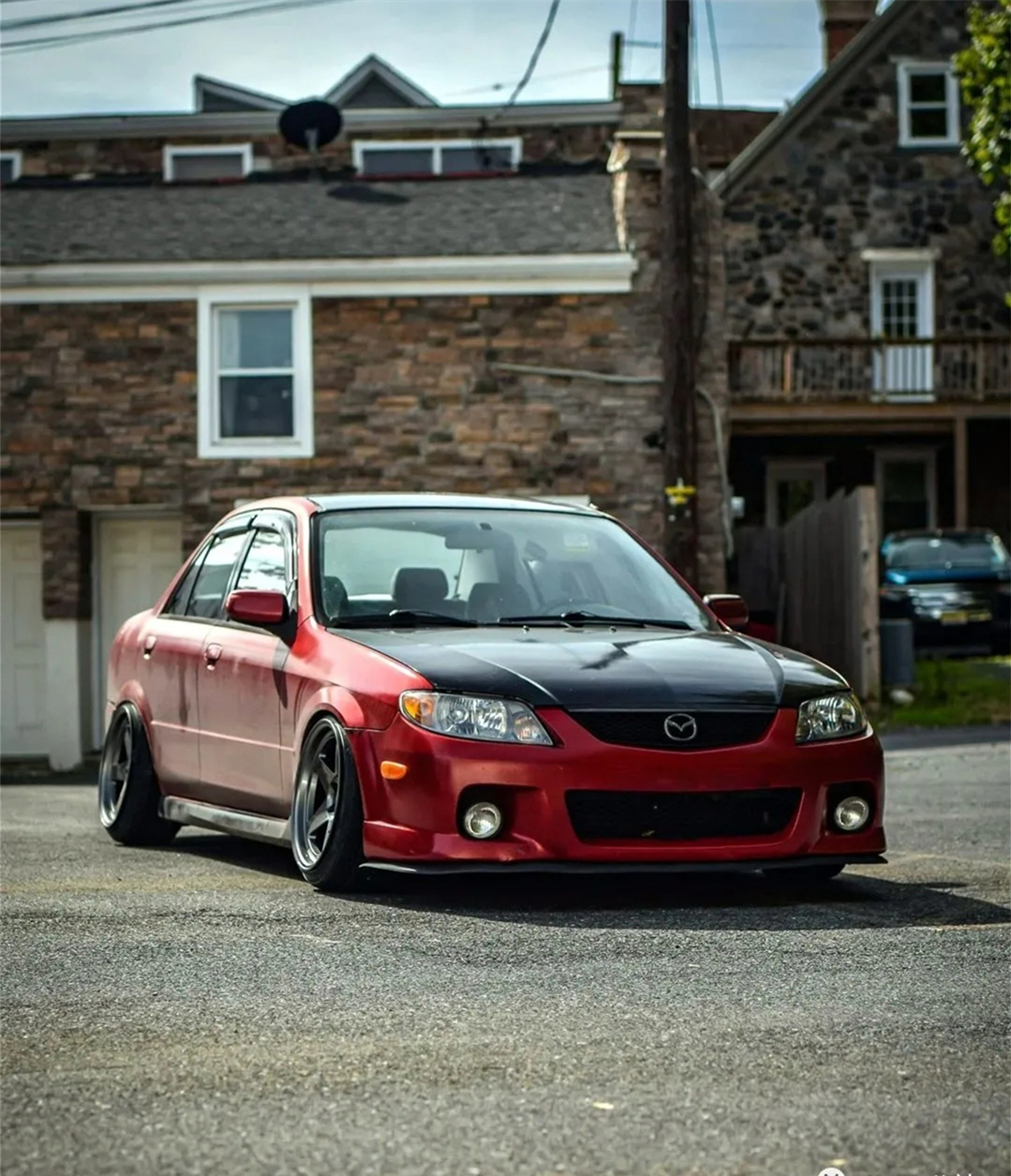 马自达323福美来功能介绍,还记得原来车的样子吗