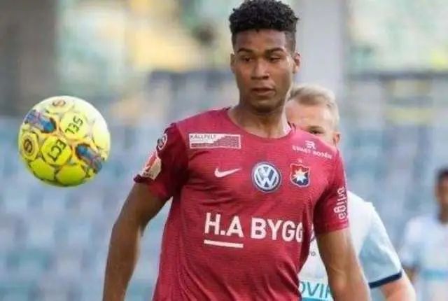 中国小将闪耀欧洲足坛,中国足球青训天才