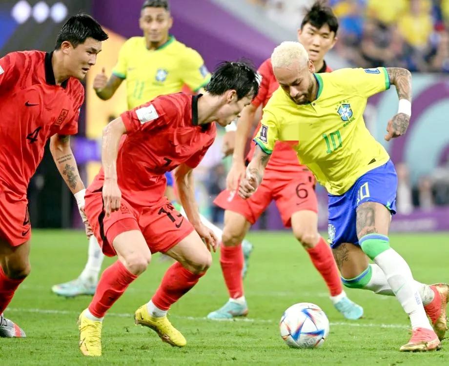 巴西4-1韩国队桑巴舞图片,桑巴军团太极虎