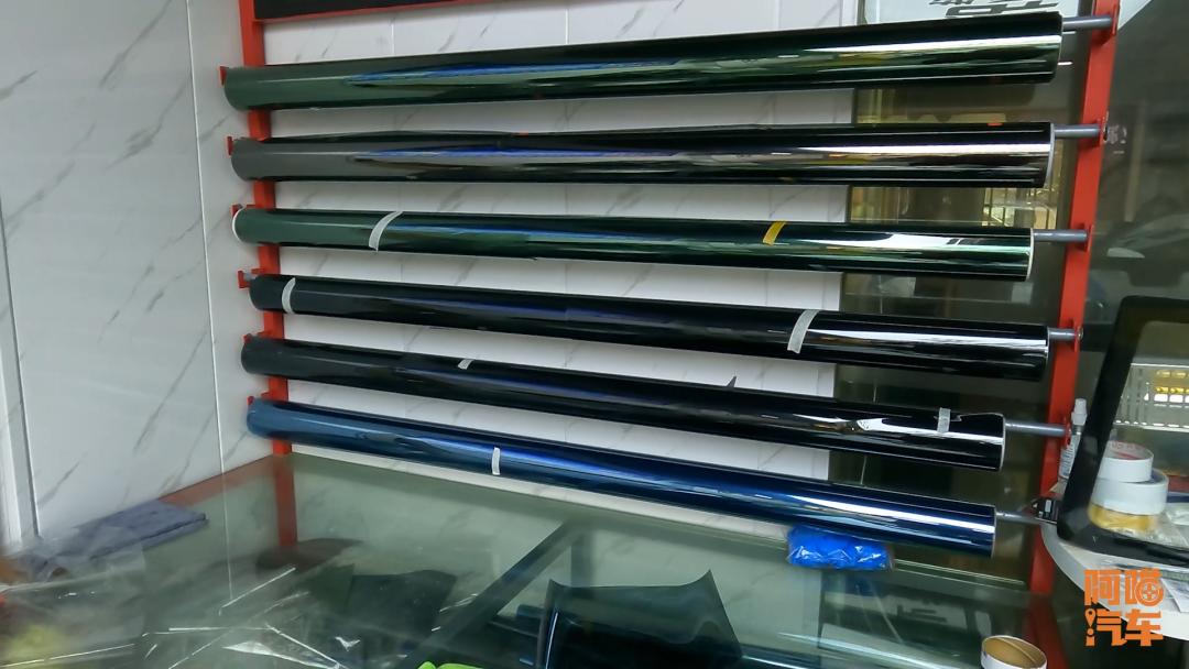 4s买车送膜有必要贴吗,4s店买车送的膜是提车时就贴的吗