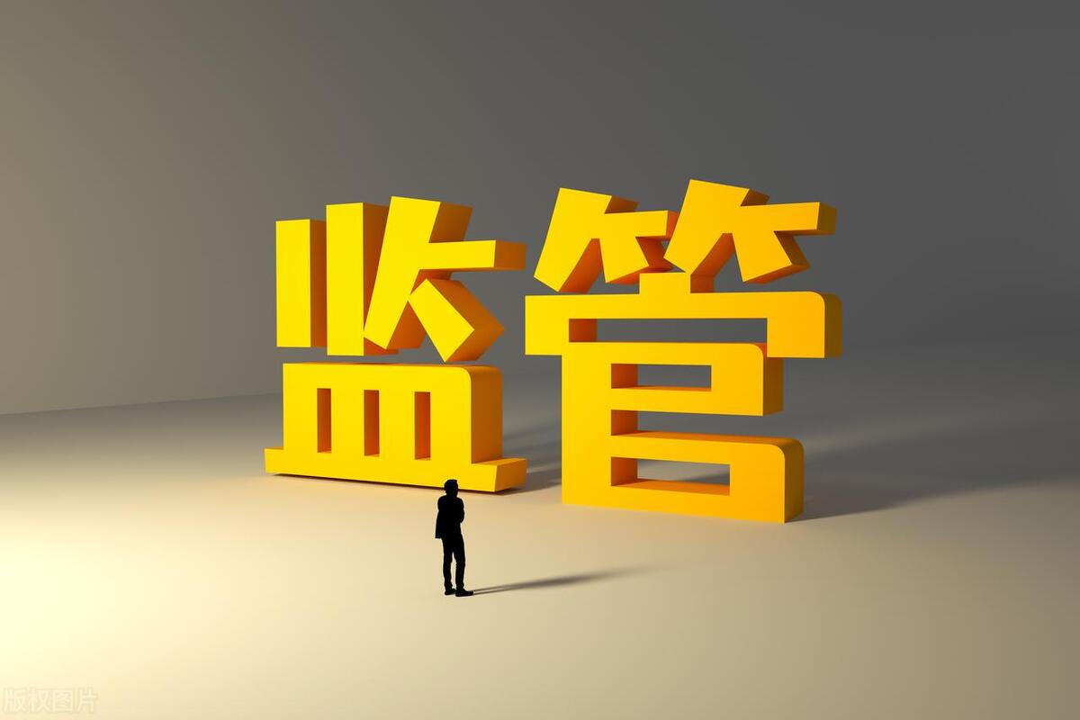 以借为名不还公款是否构成贪污罪,与贪污犯共谋贪污构成什么罪