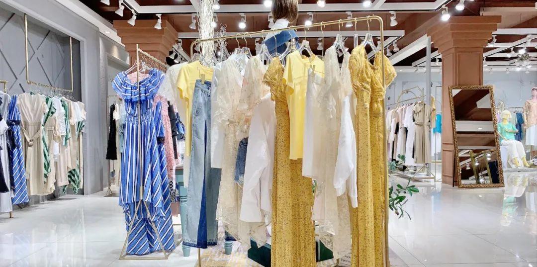 伊华欧秀连衣裙特价,伊华欧秀2019女夏季连衣裙