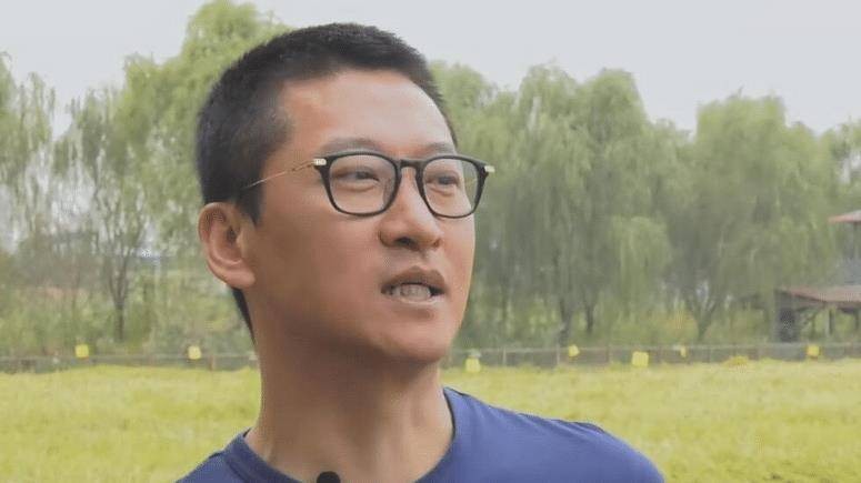 最不务正业的十个明星,不务正业的4个明星