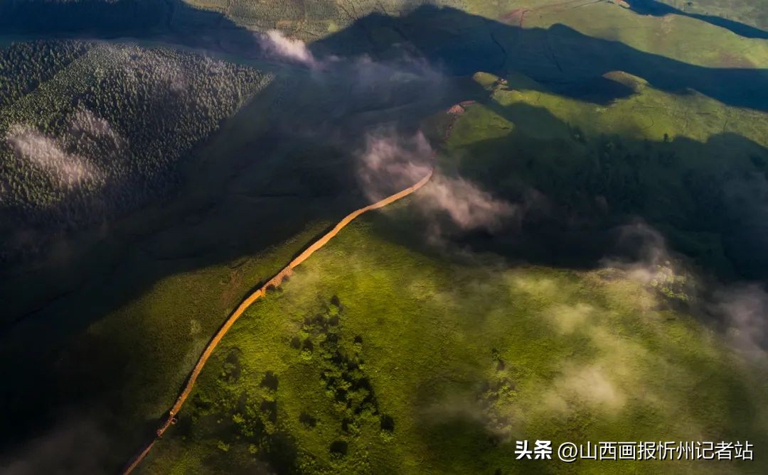 从未见过的绝美景点,长城摄影师