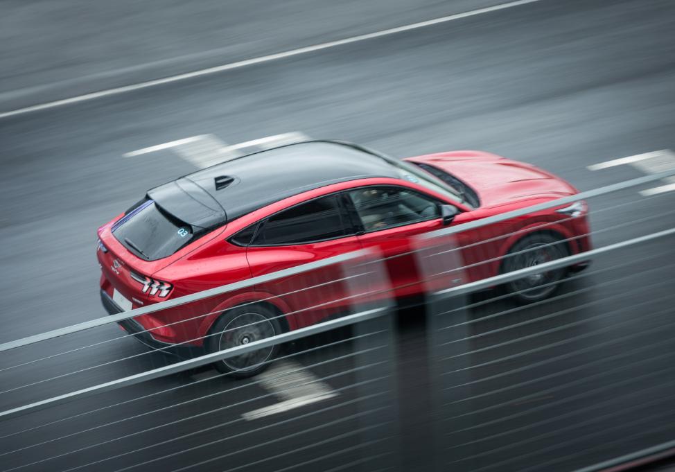 30万预算电动车怎么选,30万左右的电动车排行榜