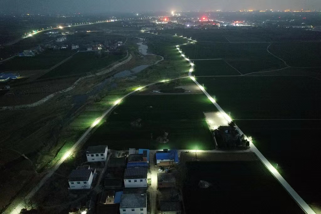 农村安装太阳能路灯要多少钱一台,农村太阳能路灯选购