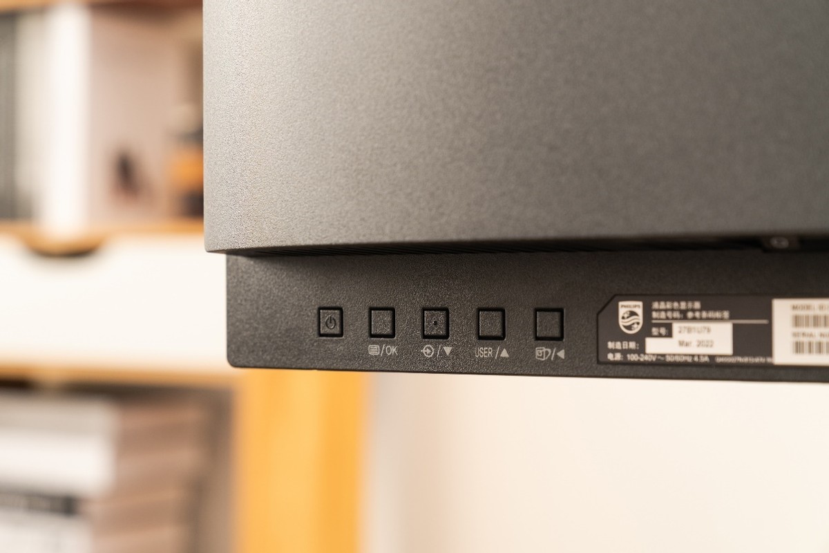 27寸飞利浦显示器测评,量子点LEDMINILED对比