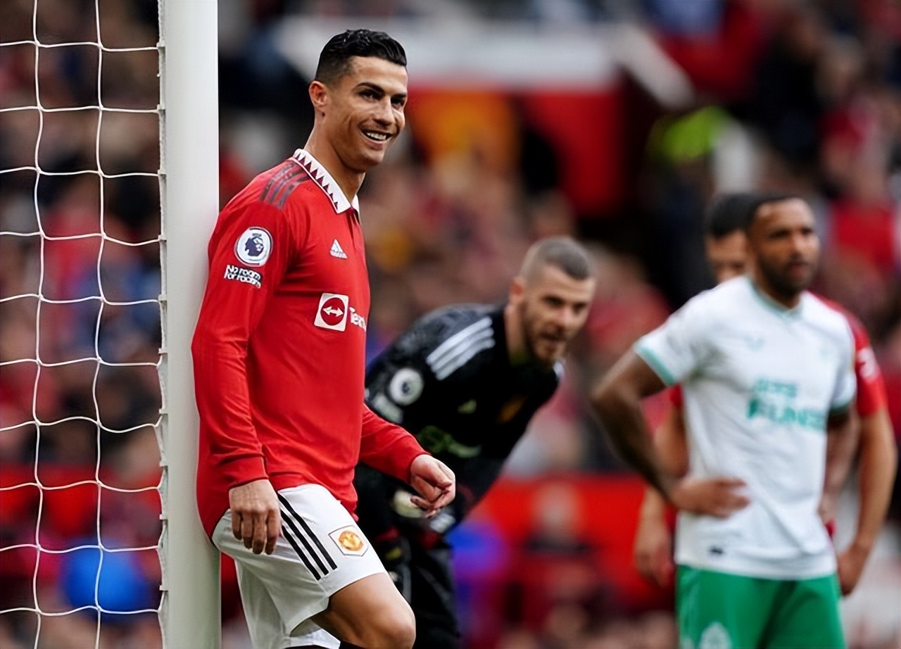 2016梅西金球奖使c罗更加努力,c罗历届金球奖排名5次夺魁6次第二