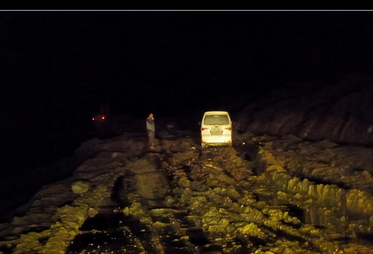 90后卡车夫妻记录卡车生活,1700万卡车夫妻的真实生活