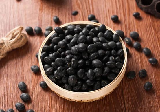 中老年人吃什么食物可以补血,中老年人吃什么食物少生病